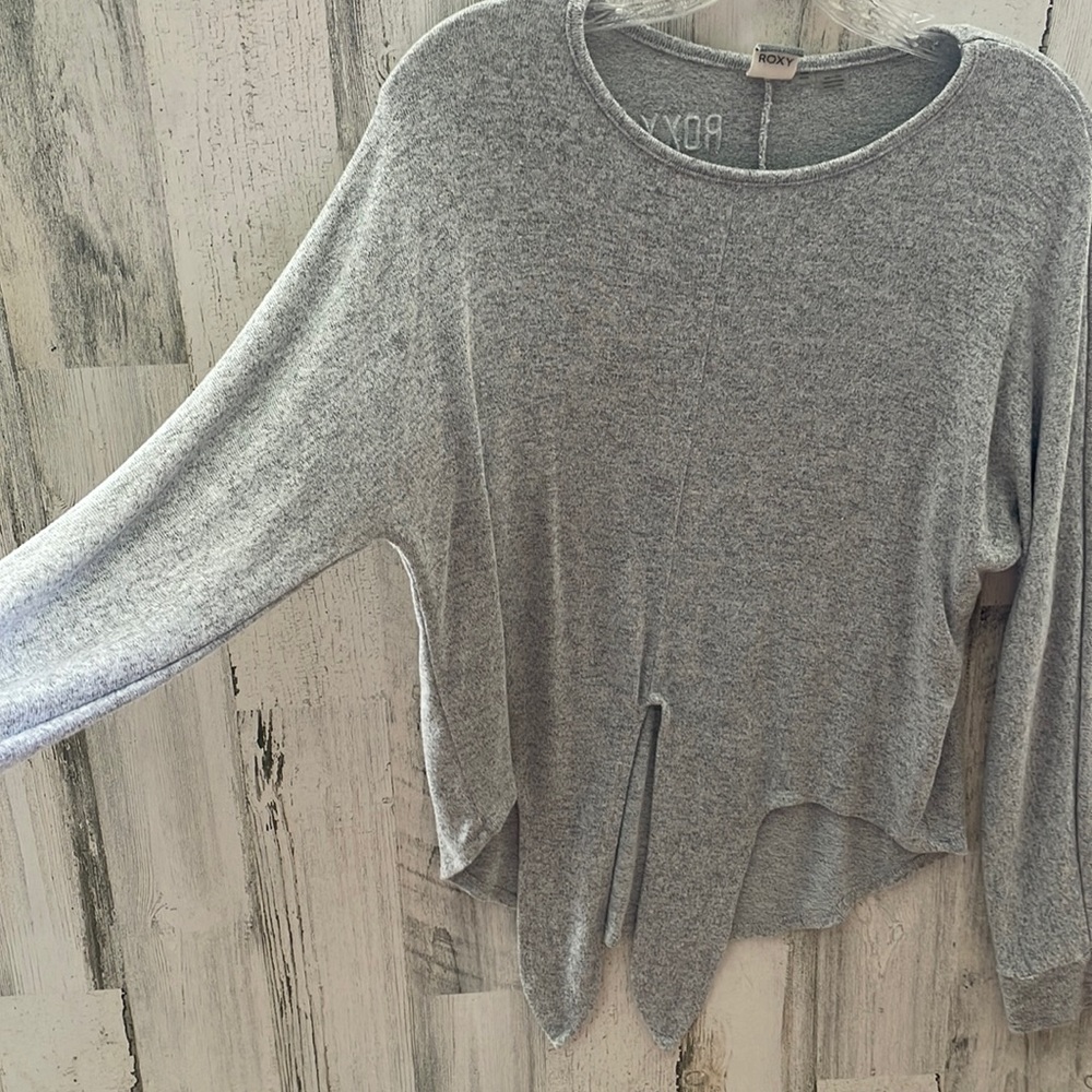 Roxy light weight sweater.